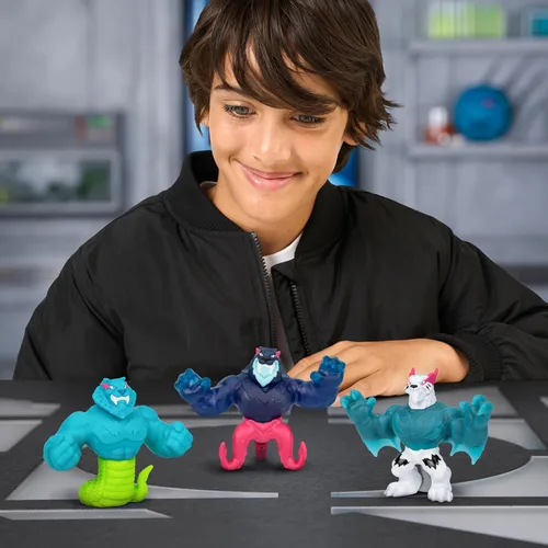 Miniatura 4 de MrBeast Lab - Héroe elástico Hyper Fusion, Cobra Panther, figura de pie rellena de Goo de 5 pulgadas (12.7 cm), se estira hasta 3 veces su