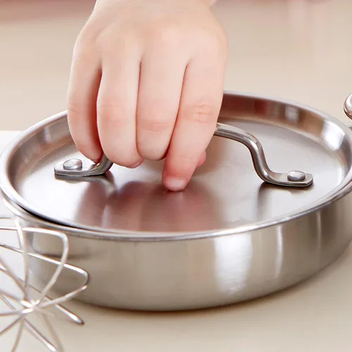 Miniatura 6 de Hape Chef's Choice - Kit de cocina de madera para niños, juego de accesorios de cocina y alimentos Multicolor