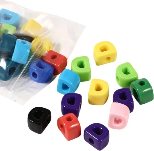 Miniatura 17 de 40 cuentas de letras 3D focales acrílicas sueltas para hacer joyas, pulseras, collares, llavero, bolsa de teléfono, cadena, llaveros (letras mixtas)