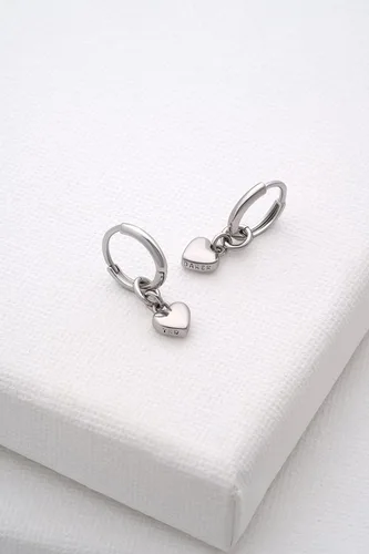 Miniatura 4 de Ted Baker London Harrye Tiny Heart Huggie - Aretes de aro para mujer