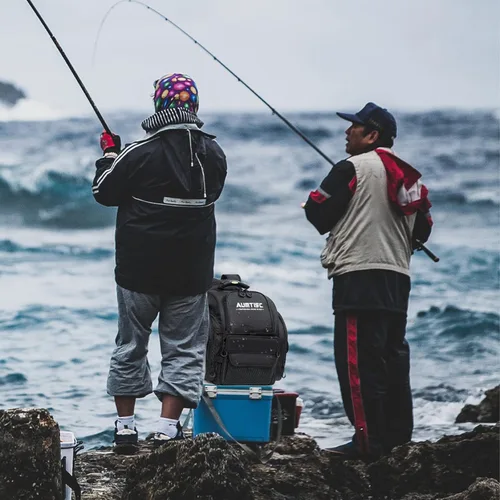 Miniatura 7 de AUMTISC Mochila para aparejos de pesca para hombres con 4 cajas de aparejos, 2 soportes para cañas, cubierta para lluvia, bolsas de equipo de pesca
