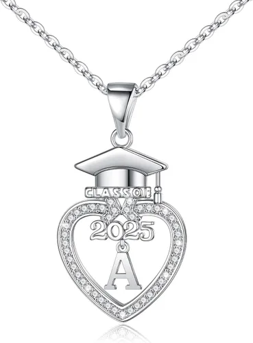 Regalos de graduación de promoción 2021 collar con inicial, chapado en oro blanco de 14 quilates con dije de corazón de circonita cúbica regalos de