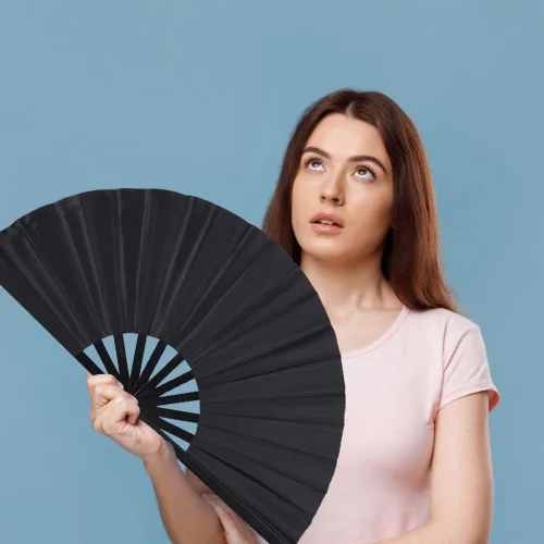 Miniatura 3 de Paquete de 4 ventiladores de mano plegables grandes, ventiladores plegables de mano de plástico, ventiladores chinos de Kung Fu plegables para Negro