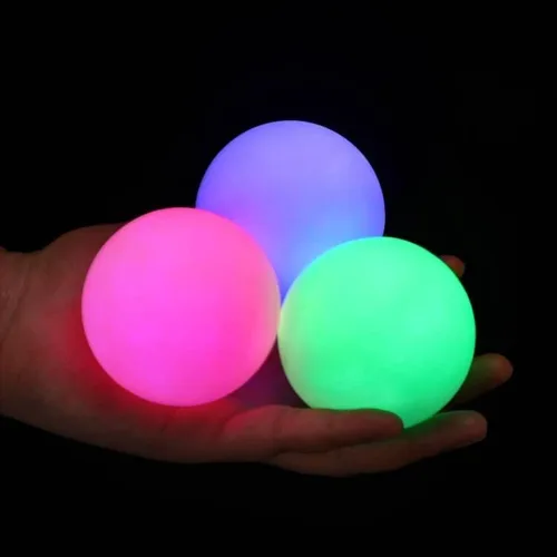Miniatura 7 de POITOI Bolas de malabarismo iluminadas que brillan en la oscuridad, bolas de malabarismo LED recargables por USB, 105 g/3.9 oz Arco iris 3.9oz