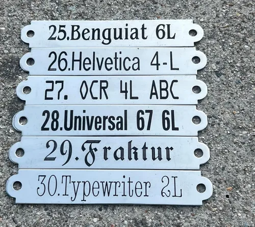 Miniatura 5 de Leaders - Cabestro de cuero para caballos con placa de nombre grabada personalizada, cabestro para caballo, negro/latón