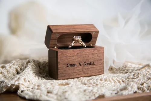 Miniatura 12 de MUUJEE Grow Old With Me Engraved Wooden Ring Box, Slim Engagement Proposal Ring Holder, Wedding Ceremony Ring Bearer Box, Fiance Gift Ideas