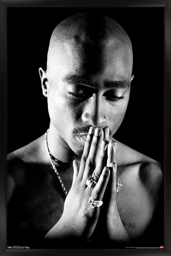Miniatura 14 de Trends International Tupac - Póster de pared rezando, 14.725 x 22.375 pulgadas, versión enmarcada de madera de granero
