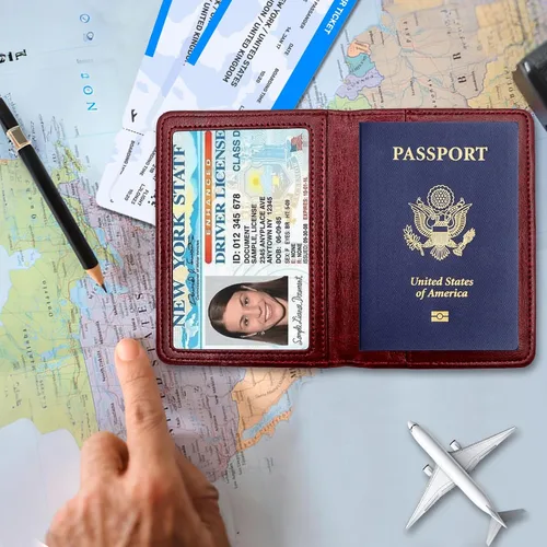 Miniatura 7 de Soporte para pasaporte para artículos esenciales de viaje, con bloqueo RFID, funda para tarjetas, funda de piel sintética para pasaporte
