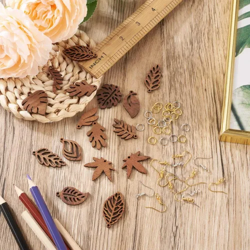 Miniatura 5 de Mega Pet Kit de fabricación de aretes colgantes de madera, 24 dijes de madera natural con 60 ganchos de latón para aretes, 60 anillos de latón