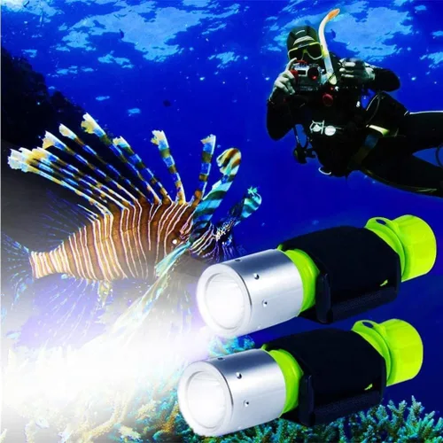 Miniatura 6 de BlueFire Linterna profesional de buceo de 1100 lúmenes, luz submarina brillante, luces de seguridad, impermeable, antorcha submarina para deportes