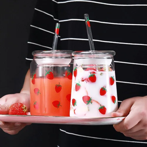 Miniatura 4 de Vaso de cristal transparente de 18 onzas con tapa y pajita.