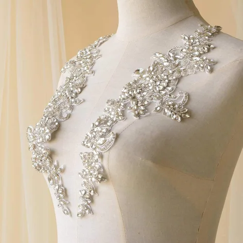 Miniatura 3 de Apliques de diamantes de imitación brillantes, diseño de cuentas pesadas, parche de encaje de cristal de diamante, costura artesanal en vestido
