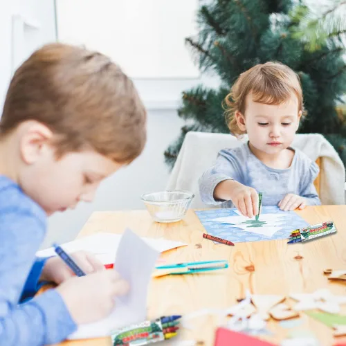 Miniatura 6 de ArtCreativity Crayones de Navidad para niños a granel, 12 cajas, cada caja con 4 crayones de colores, ideales para paquete de recuerdos de fiesta