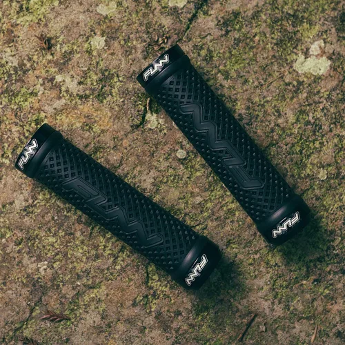 Miniatura 2 de Funn Combat II - Empuñaduras para manillar de bicicleta de montaña con doble bloqueo en la abrazadera, empuñaduras cómodas y duraderas con diámetro