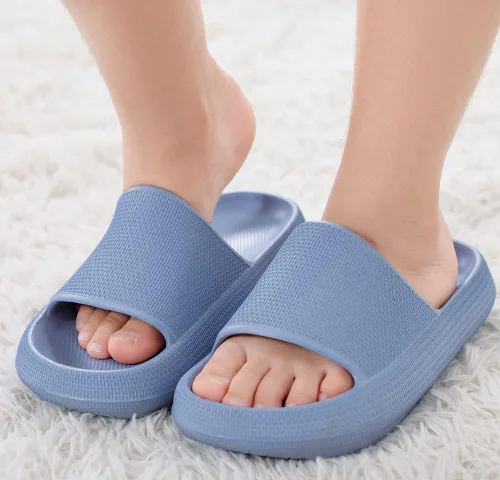 Miniatura 8 de FJPTREN Zapatos de nube para niños y niñas, sandalias acolchadas antideslizantes, zapatos de ducha ligeros, plataforma para niños, suela gruesa