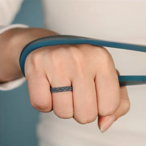 Miniatura 35 de Egnaro Anillos de boda de silicona para ella, conjuntos de novia de goma para mujer, bandas finas, diseño trenzado de hojas apilables con ranuras