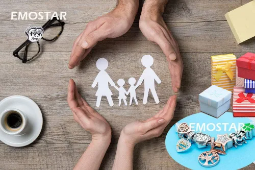 Miniatura 4 de EMOSTAR Abalorio familiar de plata de ley con forma de corazón para pulseras