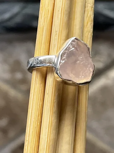 Miniatura 3 de Anillo de plata de ley sólida de cuarzo rosa rosa natural crudo 925 tamaño 6.25