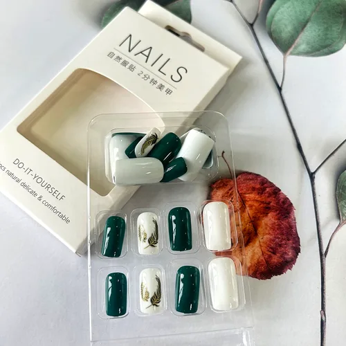 Miniatura 5 de 24 uñas postizas cuadradas medianas a presión, uñas postizas acrílicas artificiales con diseños de plumas doradas, cobertura completa