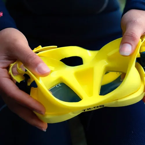 Miniatura 5 de Tilos AquaStalk - Juego de 2 máscaras de buceo y esnórquel semiseco Hi-Flow - Aventuras de apnea sin costuras Rayo Flor