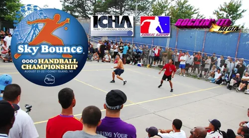 Miniatura 3 de Sky Bounce Bolas de mano de goma de color para balonmano recreativo, Stickball, Racquetball, Catch, Fetch y muchos más juegos, 2 1/4 pulgadas