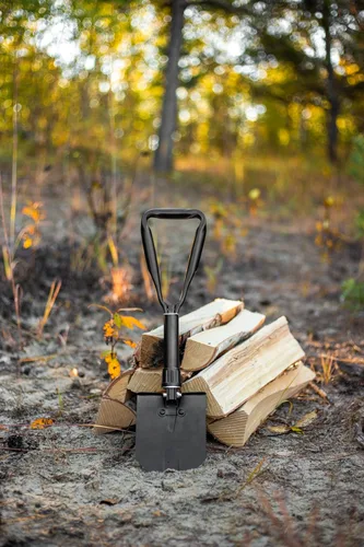 Miniatura 5 de Coghlan's Pala plegable – Herramienta de entrenamiento plegable ligera para camping, senderismo, supervivencia y uso de emergencia – Diseño compacto