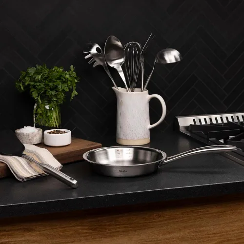 Miniatura 10 de Fissler M5 Pro-Ply - Sartén de acero inoxidable de 5 capas, 8 pulgadas