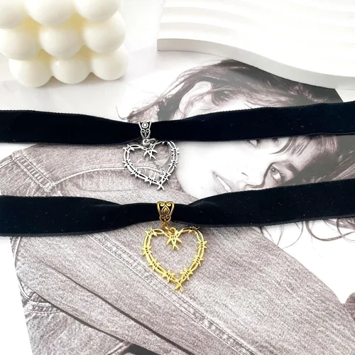 Miniatura 6 de Karol Bichota - Gargantilla de corazón Karol Merch, collar de corazón de Karol, corazón gótico dorado, accesorios KG para mujeres, collar Bichota
