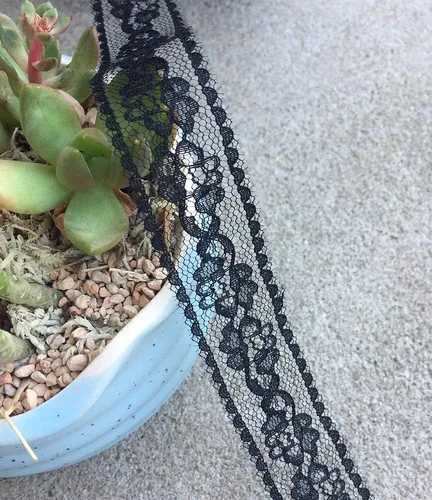 Miniatura 4 de LACE REALM - Cinta de encaje con patrón floral negro de 1 pulgada de ancho x 30 yardas para decoración, diseño floral y manualidades (6025 negro)