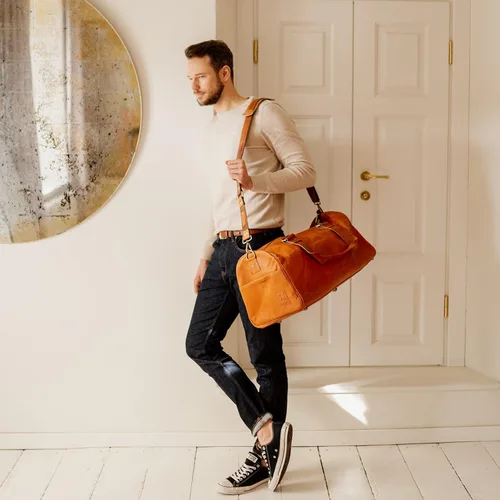 Miniatura 6 de Berliner Bags Bolsa de lona de cuero vintage Oslo para viajes o el gimnasio, bolsa de noche para hombres y mujeres, Coñac, L