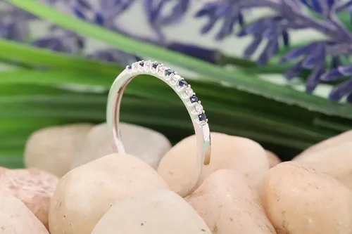 Miniatura 9 de Dazzlingrock Collection Anillo apilable de boda con piedras preciosas y diamantes de 14 quilates, oro blanco