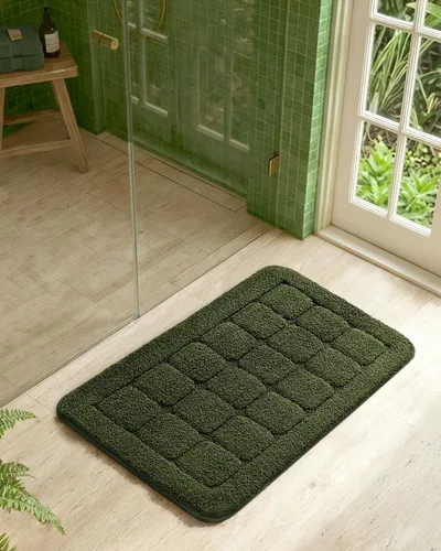 Miniatura 4 de Color&Geometry Alfombra de baño verde de 17 x 30 pulgadas, alfombra de baño de microfibra absorbente y esponjosa a cuadros, alfombra de ducha