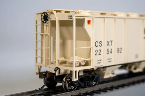 Miniatura 4 de Bachmann Trenes - Tolva cubierta de dos bahías PS-2 - Versión tardía - CSX® #225492 - Escala HO