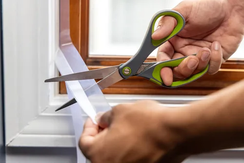 Miniatura 5 de Duck Burlete autoadhesivo de silicona para puertas y ventanas, sella huecos y grietas alrededor de puertas y ventanas, cortado a medida