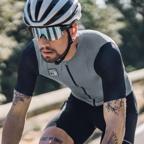 Miniatura 7 de Santic Camiseta de ciclismo de manga corta para hombre con 3 bolsillos traseros