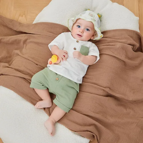 Miniatura 26 de Conjunto de ropa casual de manga corta con botones y pantalones cortos de lino para bebés y niños pequeños