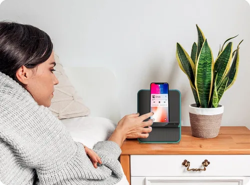 Miniatura 4 de Azpen - Base de audio de carga inalámbrica con altavoces Bluetooth duales de 8 vatios, micrófono mejorado para llamadas manos libres, cargador