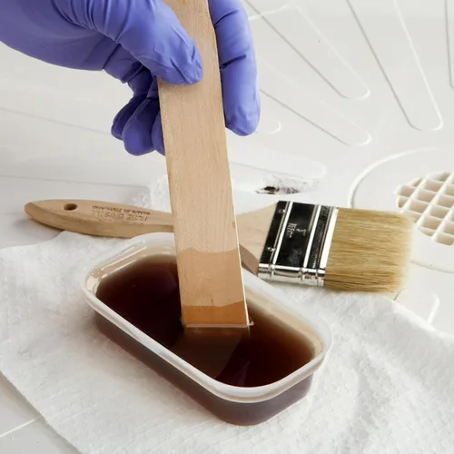 Miniatura 4 de Kit de resina para reparación de fibra de vidrio de bondo.