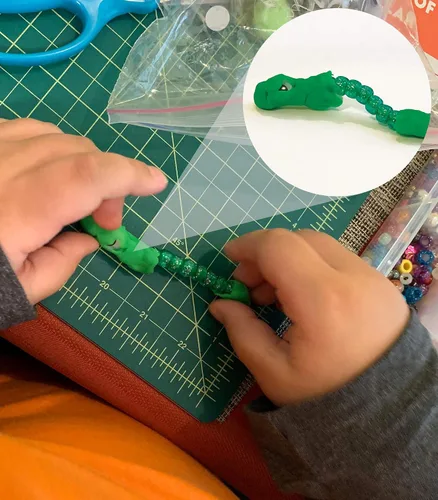 Miniatura 5 de Carson Dellosa Stem Challenge - Kits de ciencia para niños de 5 a 7 años, plantas, animales, insectos y actividades de aprendizaje de primer grado