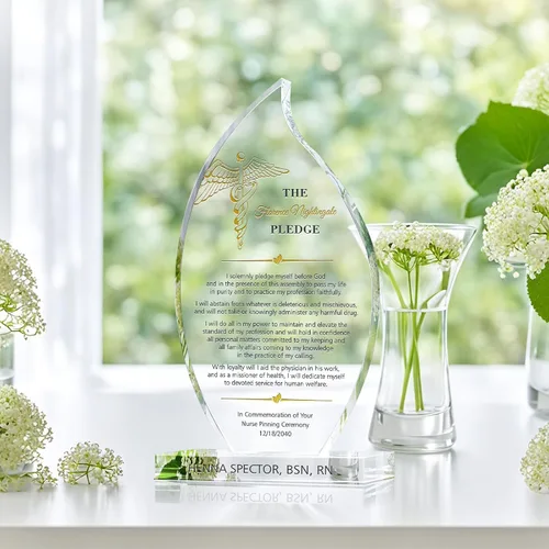 Miniatura 3 de Regalo personalizado de graduación de enfermera: placa de cristal grabada personalizada de Nightingale para ceremonia de fijación con nombre, grado