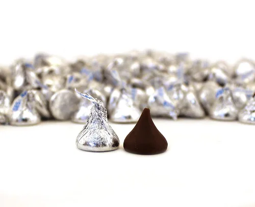 Miniatura 3 de Kisses Chocolate con leche, (más de 327 piezas) 3.5 libras envuelto individualmente en papel de aluminio plateado, bolsa de – perfecta para regalos