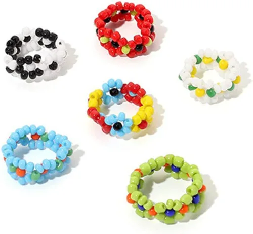 Caiyao 4-6 anillos elásticos hechos a mano con cuentas coloridas de flores, múltiples flores silvestres de tamaño ajustable, anillo elástico para