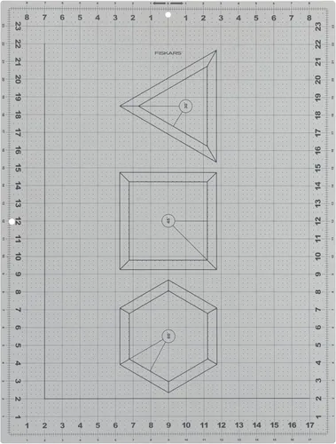 Miniatura 11 de Fiskars Alfombrilla de corte autorreparable para acolchados, artes y manualidades, cuadrícula de 24 x 36 pulgadas, tapete de coser, tabla de cortar
