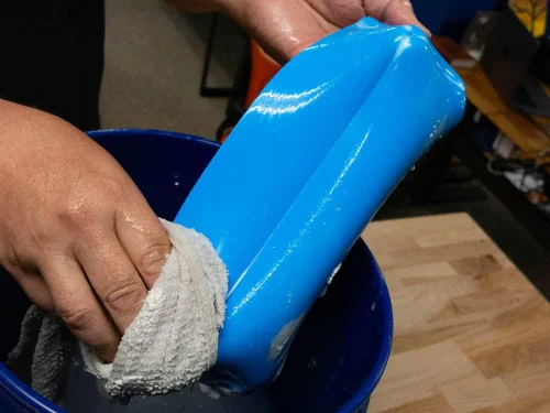 Miniatura 7 de MUDFLEX EZ Clean - Sartén flexible para paneles de yeso de 10.5 pulgadas, silicona suave, agarre EZ Squeeze - Antiadherente - Resistente al óxido
