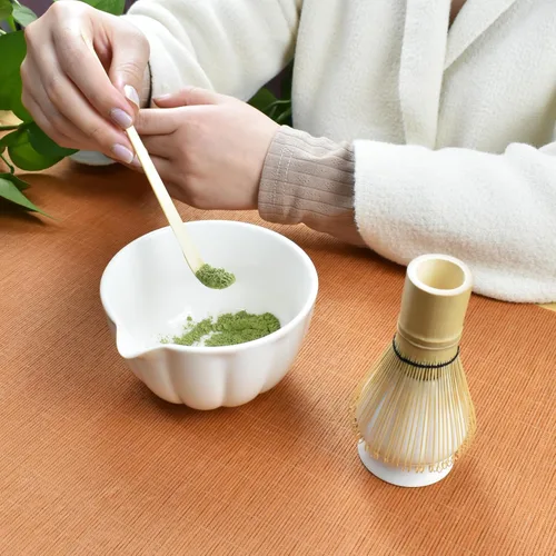 Miniatura 3 de Artcome Juego de té Matcha japonés de 4 piezas, cuenco Matcha con boquilla de vertido, batidor de matcha, cuchara de té, soporte para batidor, kit