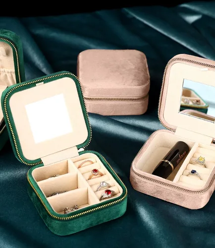 Miniatura 7 de TAIMY Joyero de viaje de terciopelo de felpa, pequeño estuche de joyería de viaje, mini cajas organizadoras de viaje portátiles para anillos
