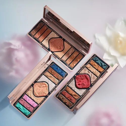 Miniatura 6 de FLORASIS Paleta de maquillaje Phoenix con grabado floral, Paleta de sombras de ojos natural de larga duración y mezclable para mujeres