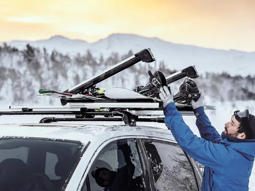 Miniatura 3 de Thule SnowPack Extender - Portaesquíes y snowboard (capacidad para 6 pares/4 tablas), plateado