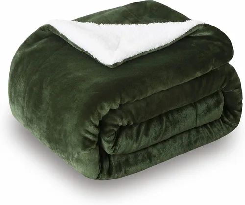 SOCHOW Manta de forro polar Sherpa de doble cara, súper suave y lujosa, manta de felpa, color verde oliva, 50 x 60 pulgadas