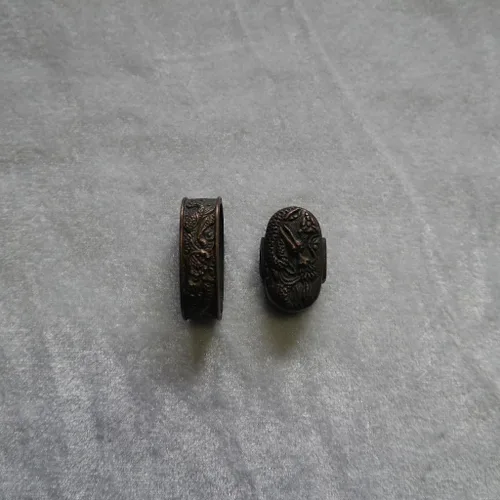 Miniatura 22 de Espada samurái japonesa KOSHIRAE – Aleación de Fuchi Kashira 01-44